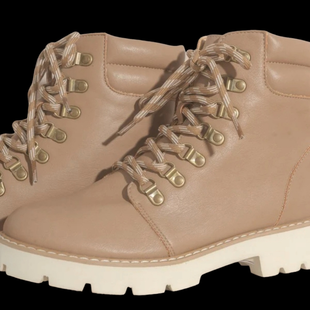 Oasis Society Lug Sole Combat Boots Beige/ Latte  Size 9 - Picture 5 of 13